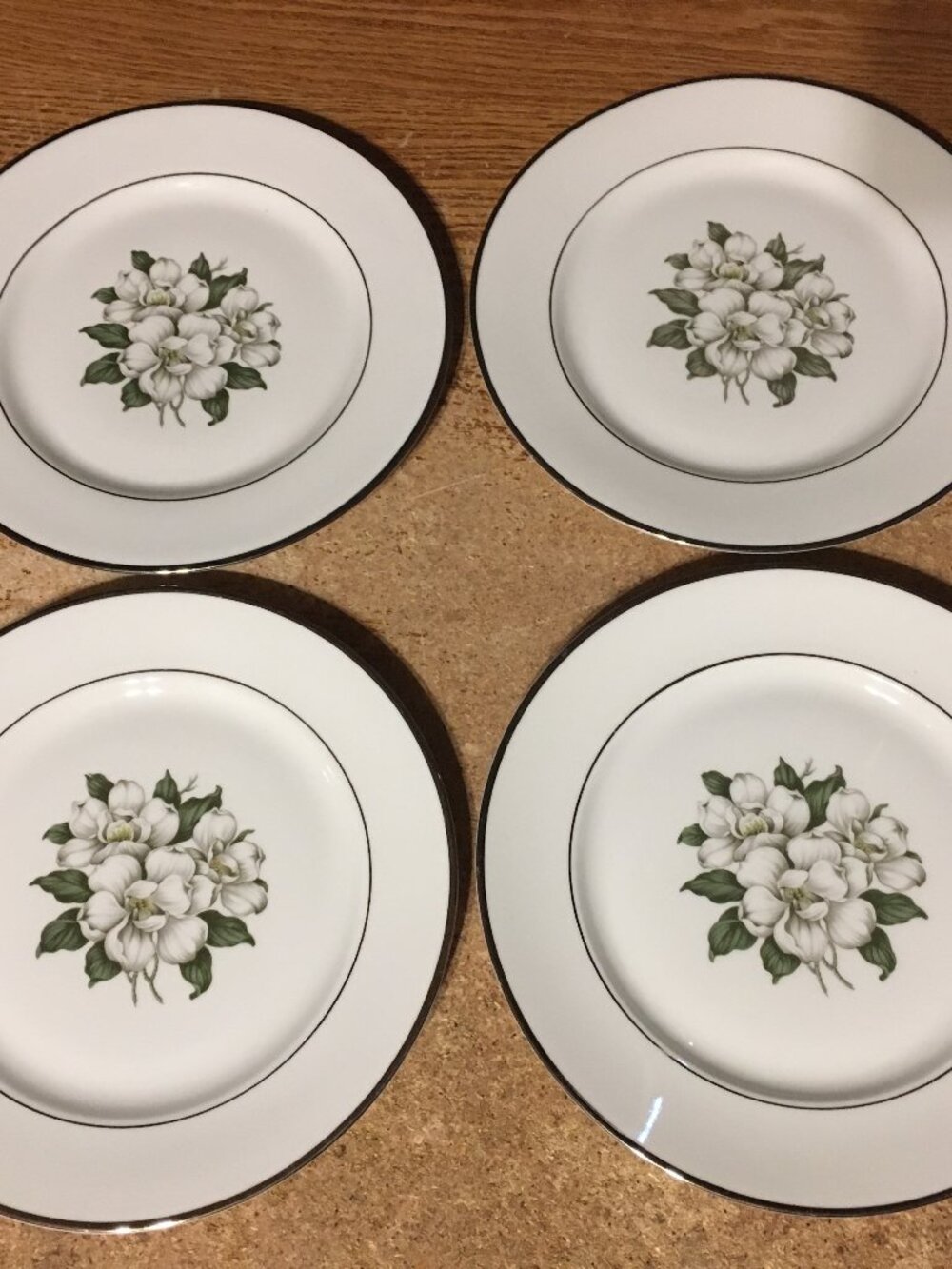SET OF 4 EMBASSY USA VITRIFIED CHINA WHITE FLOWER PLATE 8"